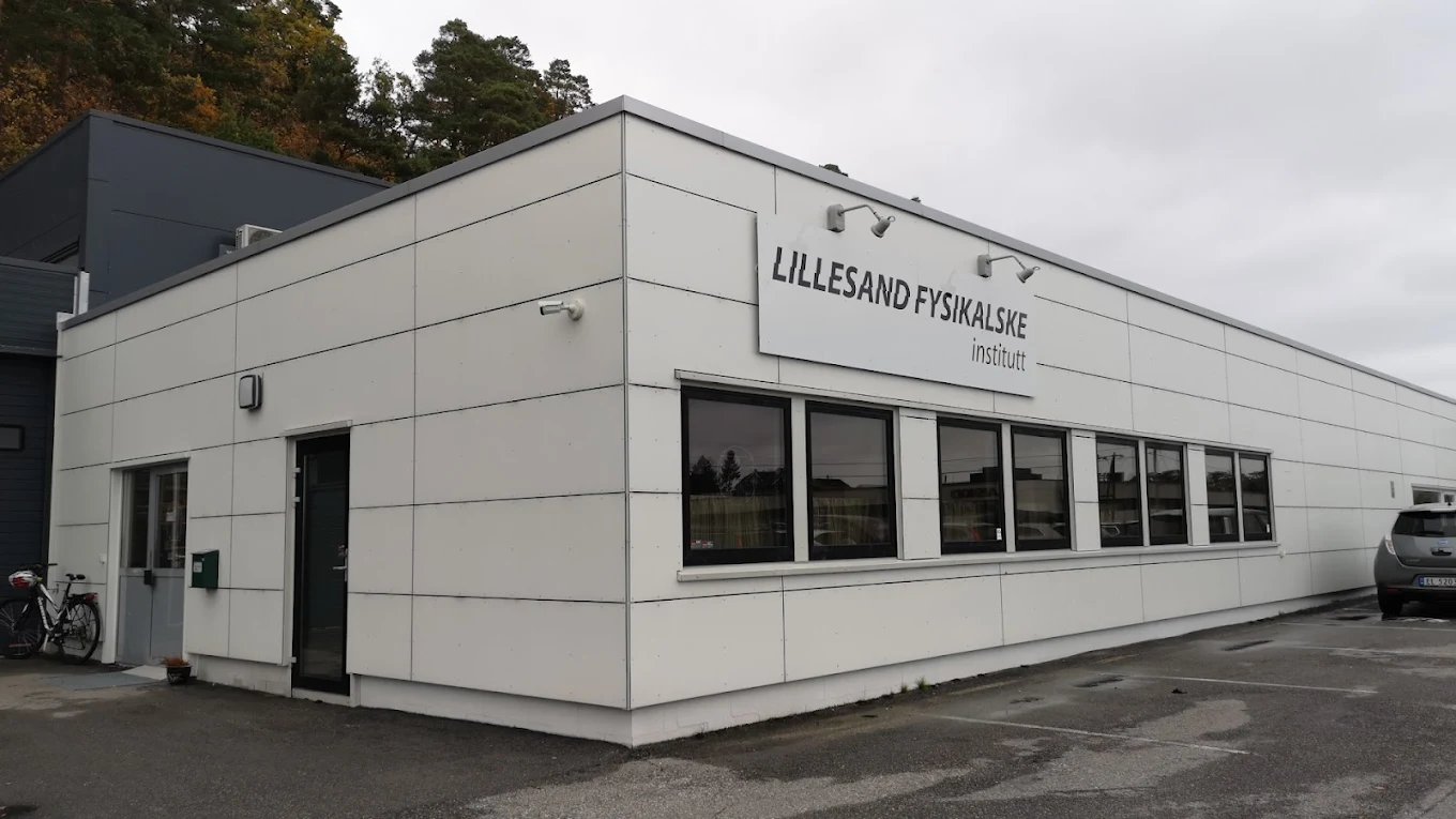 Lillesand Fysikalske Institutt, Sekkebekksletta 8